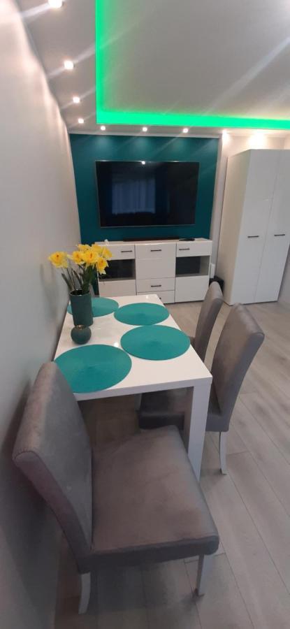 Apartament Przy Promenadzie Usteckiej Stolpmünde Exterior foto